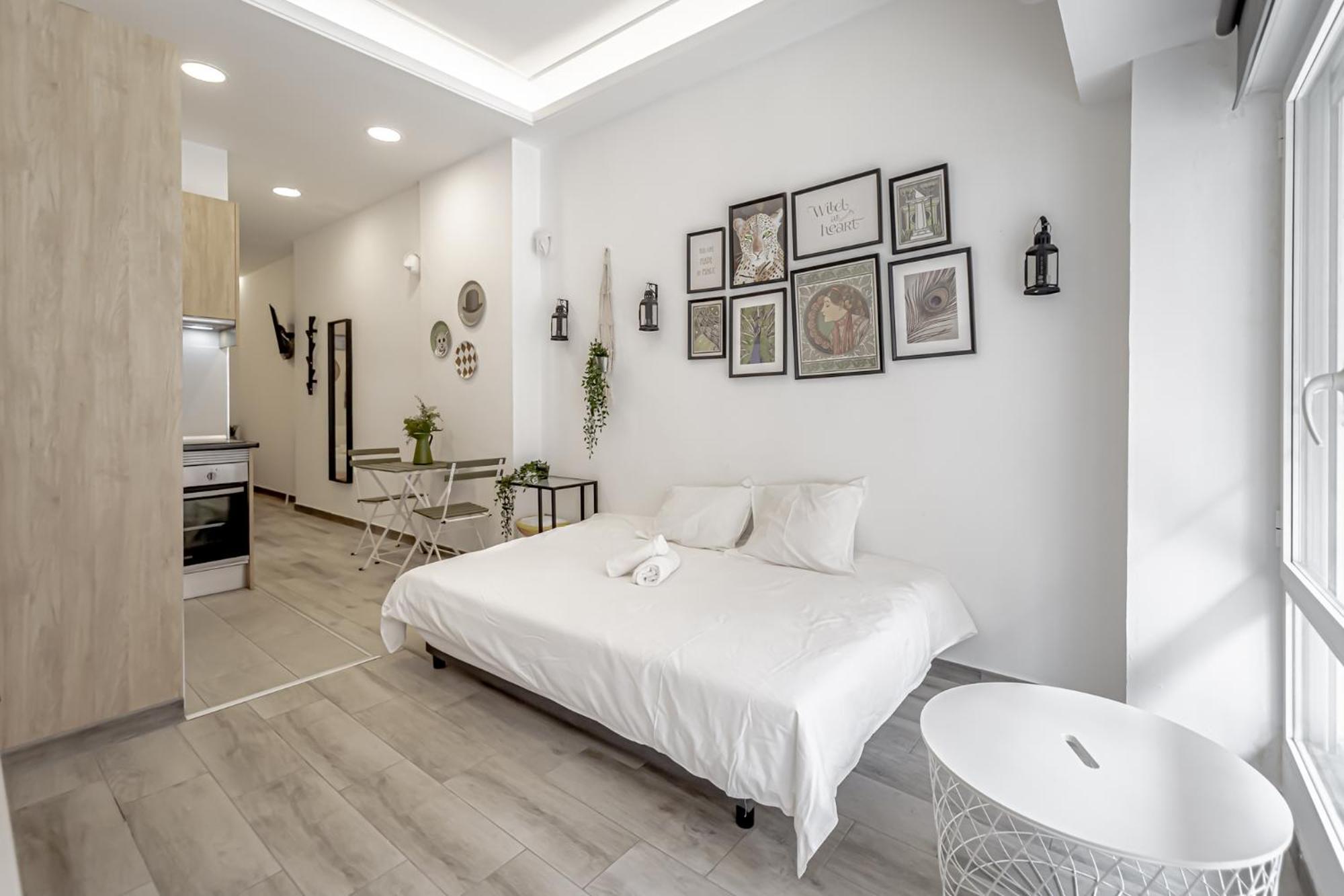 Apartamentos Tetuan Мадрид Стая снимка