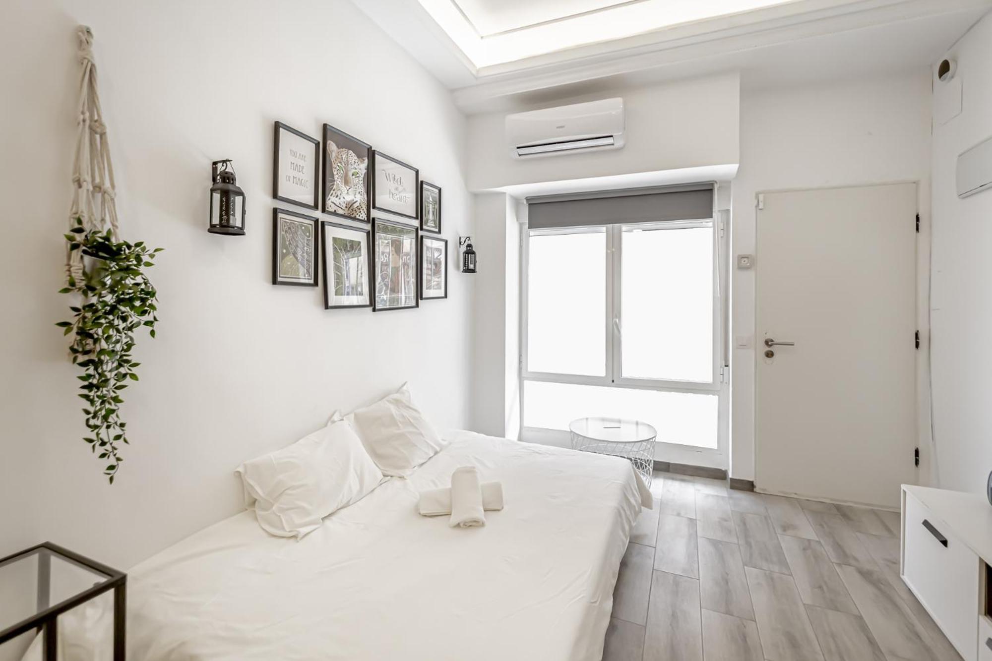 Apartamentos Tetuan Мадрид Стая снимка