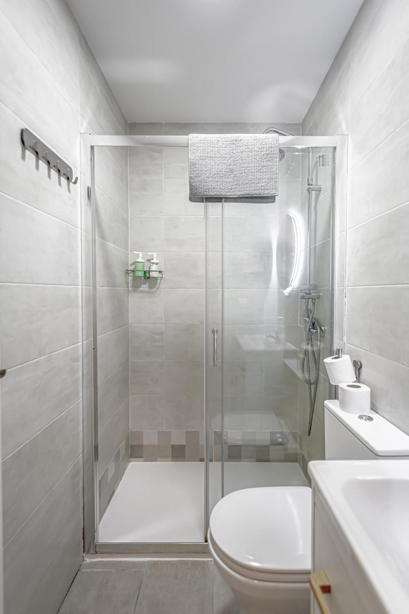 Apartamentos Tetuan Мадрид Стая снимка